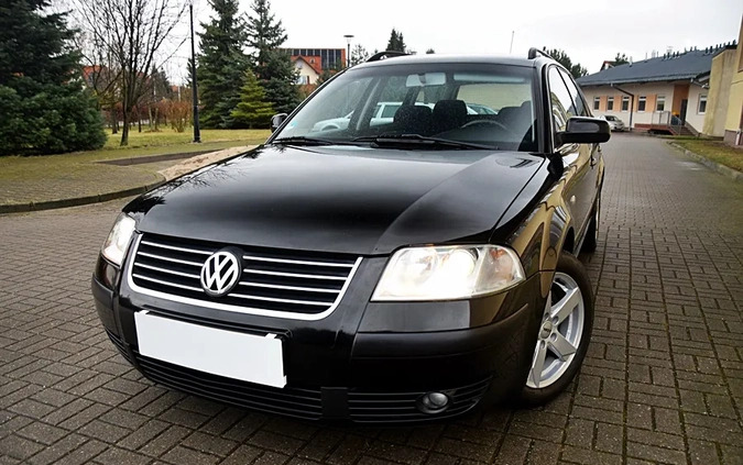 Volkswagen Passat cena 9500 przebieg: 256000, rok produkcji 2001 z Płock małe 154